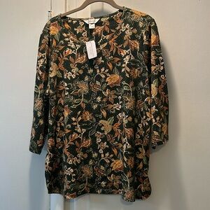 Patterned Cj Banks 14W Top Brand New with Tags Never worn